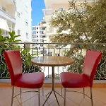 Dana * Sarandë