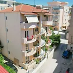 Dana Appartement *