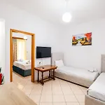 Apartment Dana Sarandë