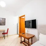 Dana Apartment Sarandë