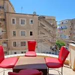 Dana Sarandë